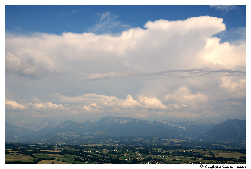 Ciels des Alpes - Haute-Savoie - nuages d'orage sur les Alpes