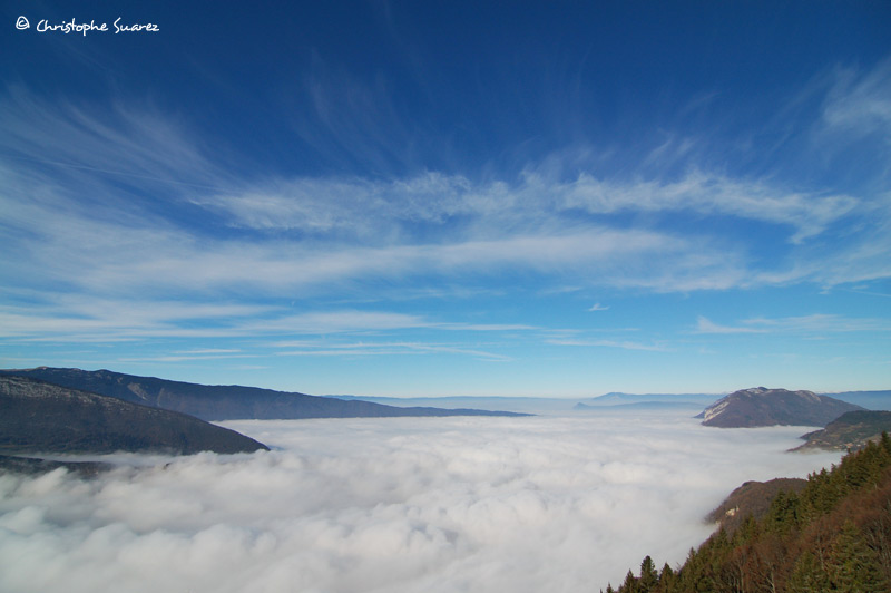 Mer de nuage au dessus du lac d'Annecy