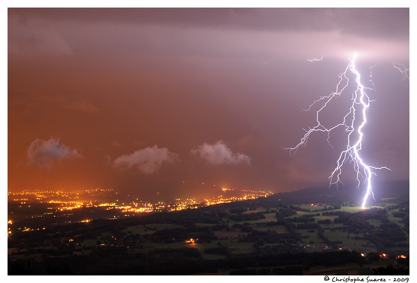 Coup de foudre et impact sur un paturage - la Muraz - Haute-Savoie