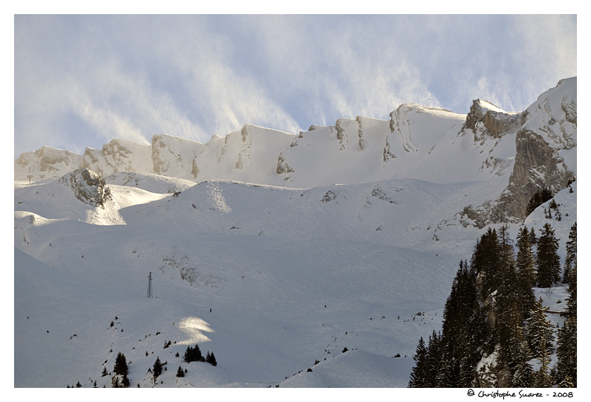 Paysages des Alpes - hiver - Télécabine de la Clusaz