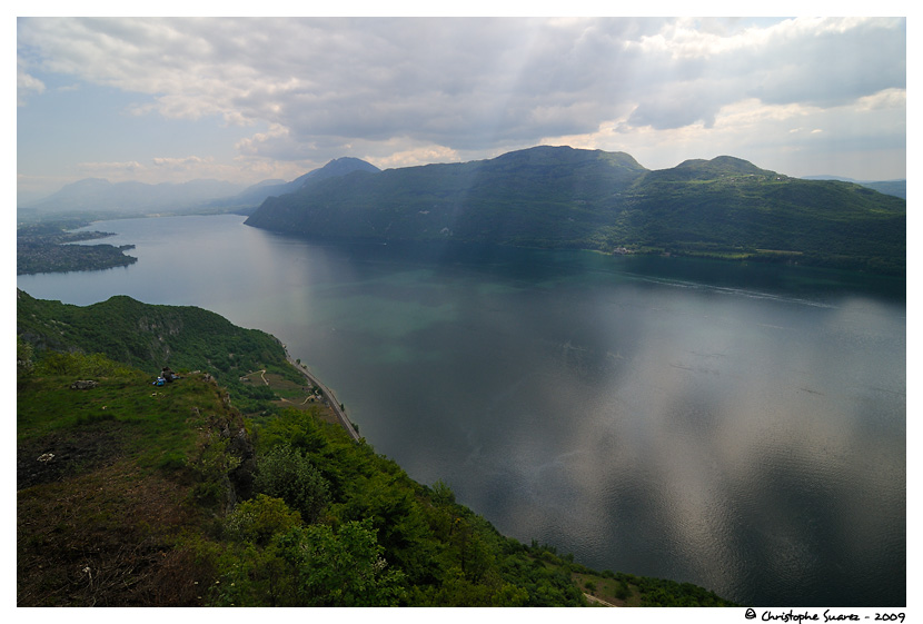 Raies de lumires sur le lac du Bourget - Savoie