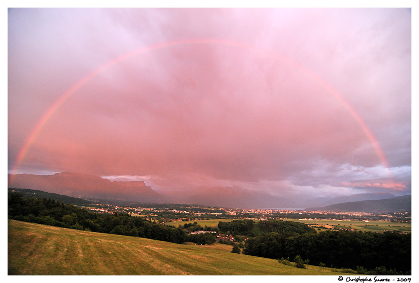 Arc en ciel en fin d'orage - Annecy - haute-Savoie