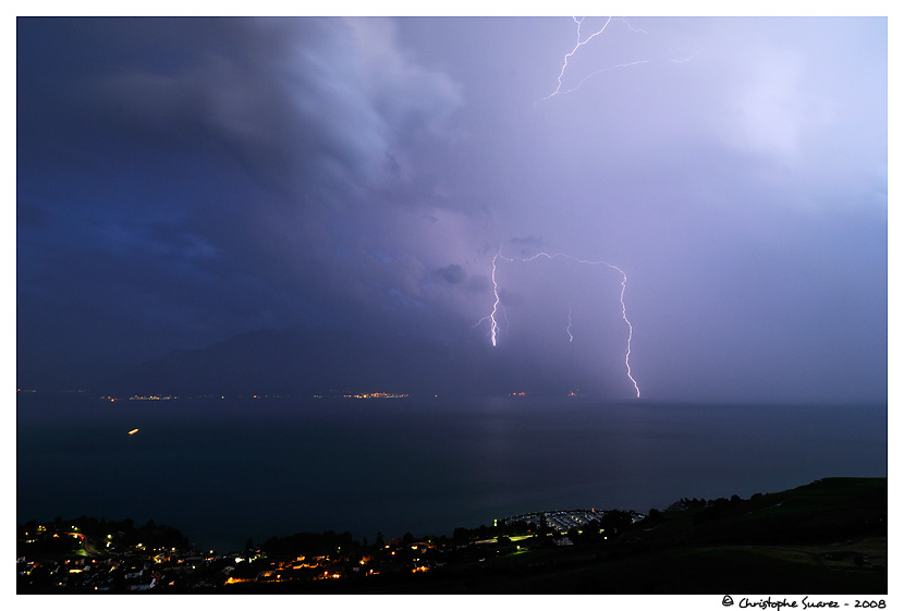 Multiples coups de foudre sur le massif du Chablais lors d'une vague orageuse le 29 juin 2008