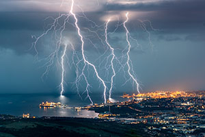 Orage intense et foudre sur Trieste