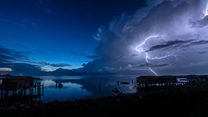 Orage sur le delta du P