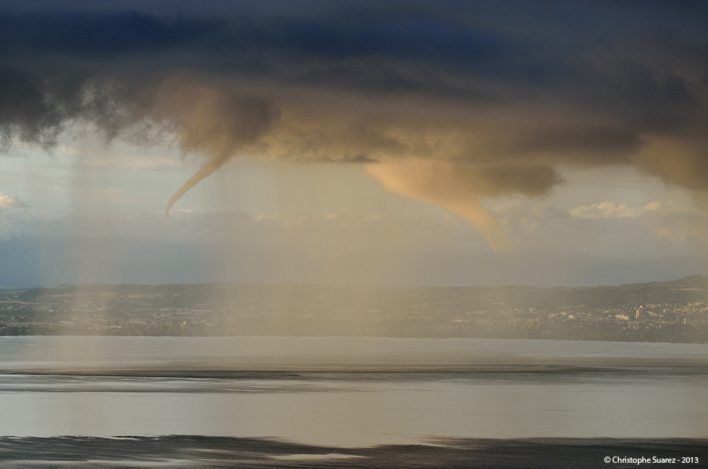 Trombes sur le lac Lman